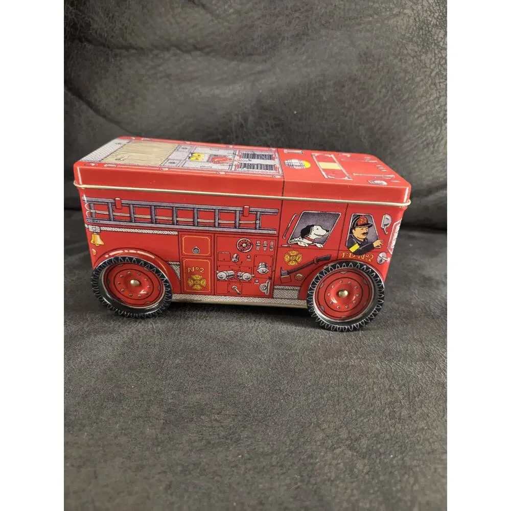 Vintage Keller-Charles Philadelphia Fire Truck Tin Litho Rolling Wheels Dog F.D.